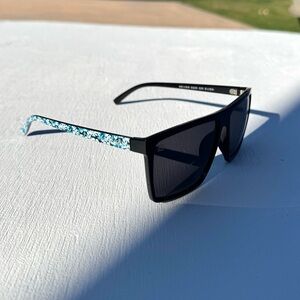 Neven Tropical Detail Sunglasses